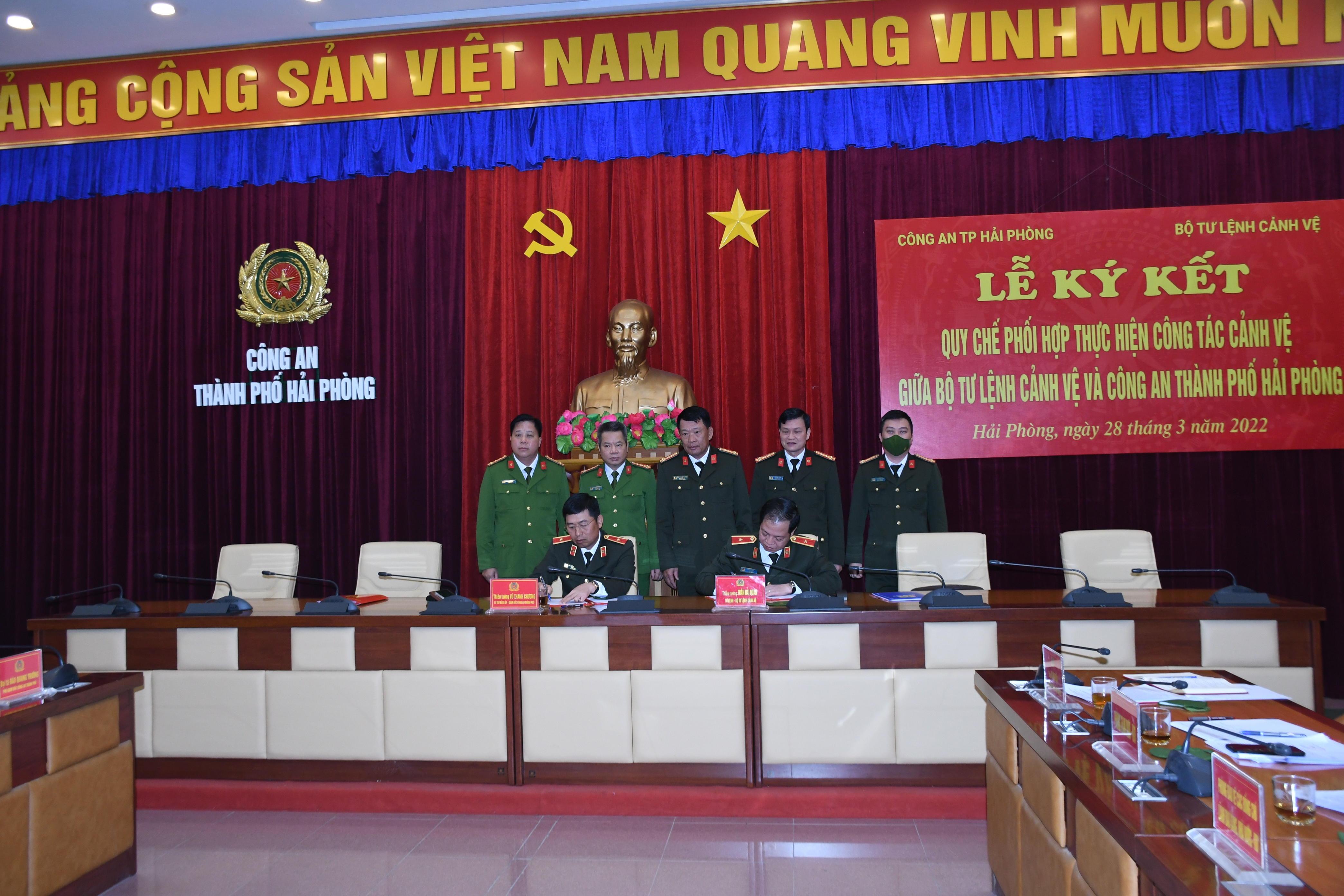 Công an thành phố và Bộ Tư lệnh Cảnh vệ: Ký quy chế phối hợp thực hiện công tác Cảnh vệ